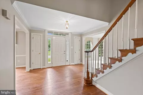 Entry Way - 17017 Spates Hill Rd, Poolesville, MD 20837 photo 2 of 8