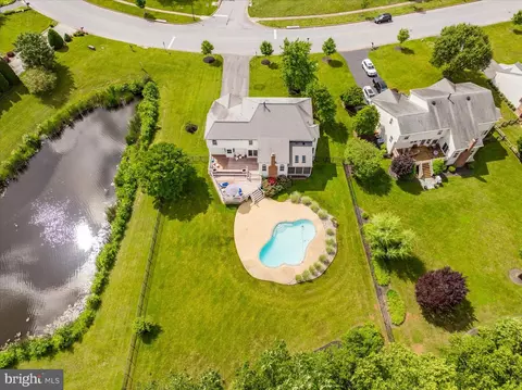 View/Area - 17017 Spates Hill Rd, Poolesville, MD 20837 photo 4 of 6