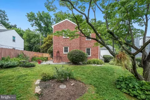 Exterior - 1908 Everest St, Silver Spring, MD 20902 photo 3 of 6