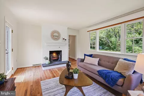 Living - 1908 Everest St, Silver Spring, MD 20902 photo 5 of 5