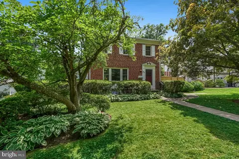 1908 Everest St, Silver Spring, MD 20902