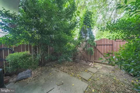 Exterior - 14315 Astrodome Dr #8, Silver Spring, MD 20906 photo 3 of 4