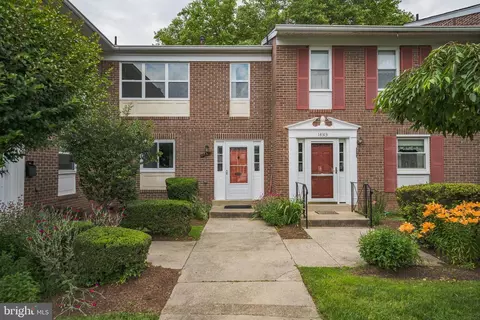 14315 Astrodome Dr #8, Silver Spring, MD 20906