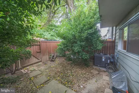 Exterior - 14315 Astrodome Dr #8, Silver Spring, MD 20906 photo 2 of 4