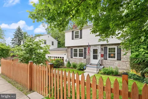 Exterior - 2502 Hayden Dr, Silver Spring, MD 20902 photo 9 of 12