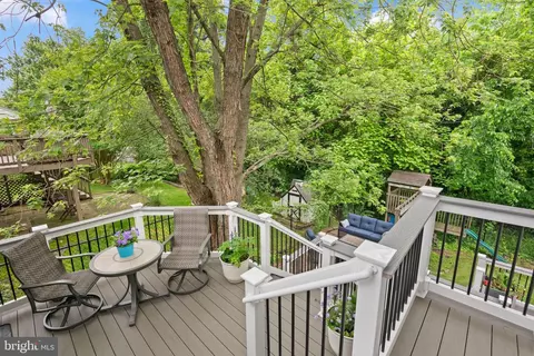 Exterior - 2502 Hayden Dr, Silver Spring, MD 20902 photo 4 of 12