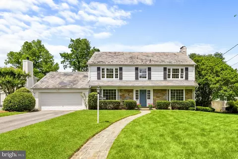 3601 Dunlop St, Chevy Chase, MD 20815