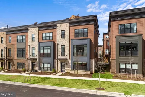 3214 Royal Fern Pl, Rockville, MD 20852