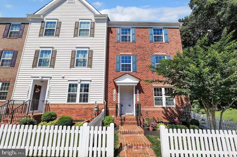 11603 Emerald Green Dr #906B, Clarksburg, MD 20871