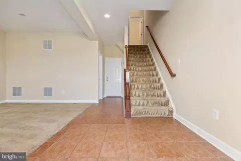 Entry Way - 2213 Fleeter Pl, Silver Spring, MD 20902 photo 2 of 6