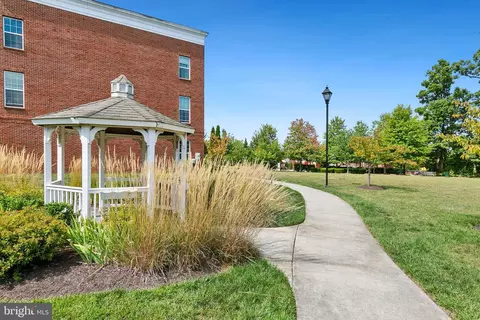 Exterior - 2213 Fleeter Pl, Silver Spring, MD 20902 photo 5 of 7