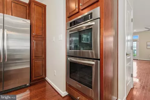 Entry Way - 2213 Fleeter Pl, Silver Spring, MD 20902 photo 5 of 6