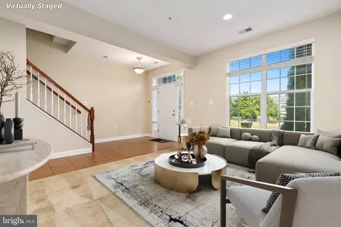 Living - 2213 Fleeter Pl, Silver Spring, MD 20902 photo 4 of 8