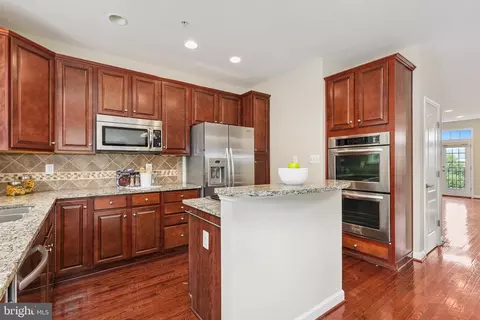 Kitchen - 2213 Fleeter Pl, Silver Spring, MD 20902 photo 8 of 8