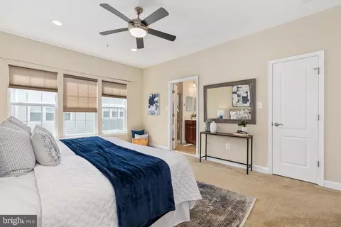 Bedroom - 2213 Fleeter Pl, Silver Spring, MD 20902 photo 2 of 7