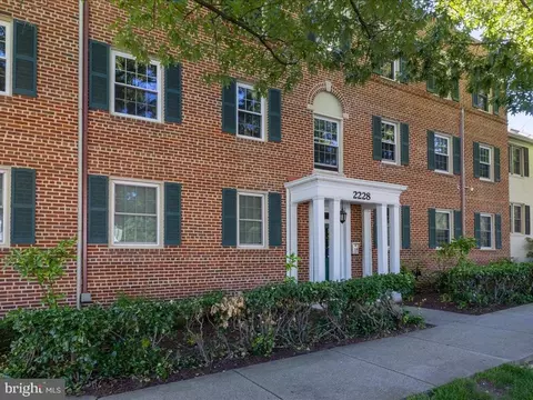 2228 Washington Ave #W-201, Silver Spring, MD 20910