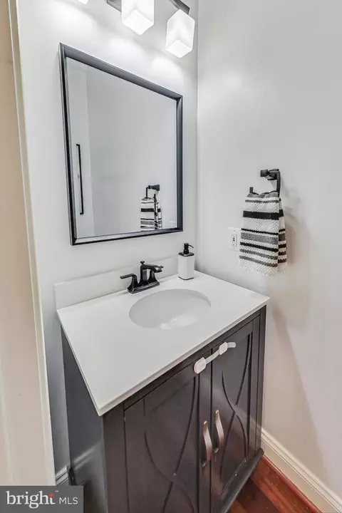 545 Cedar Spring St, Gaithersburg, MD 20877 photo 12