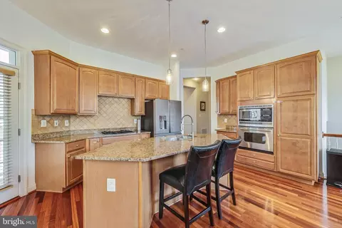 545 Cedar Spring St, Gaithersburg, MD 20877 photo 14