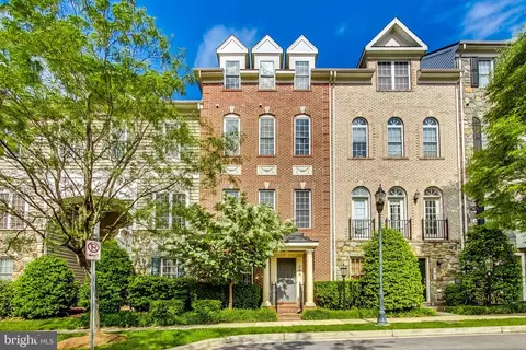 545 Cedar Spring St, Gaithersburg, MD 20877