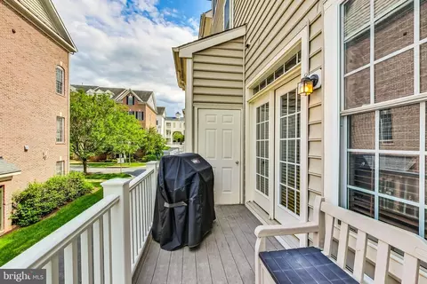 545 Cedar Spring St, Gaithersburg, MD 20877 photo 19