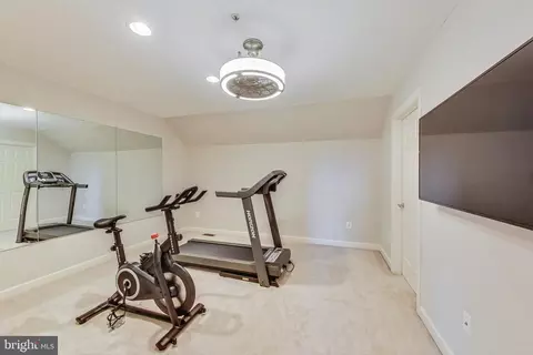 545 Cedar Spring St, Gaithersburg, MD 20877 photo 48