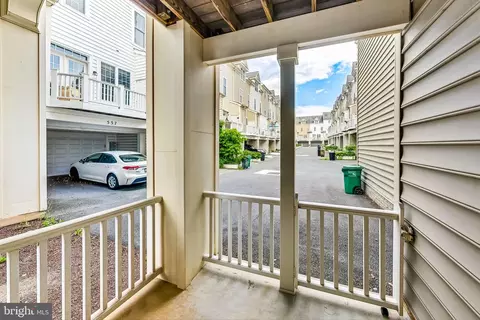 545 Cedar Spring St, Gaithersburg, MD 20877 photo 41