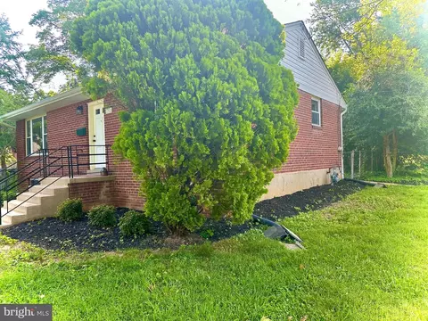 12521 Bushey Dr, Silver Spring, MD 20906 photo 3