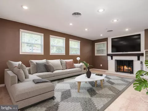 Living - 11013 Childs St, Silver Spring, MD 20901 photo 5 of 6