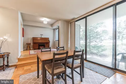 Dining - 9824 Georgia Ave #18-101, Silver Spring, MD 20902 photo 3 of 5