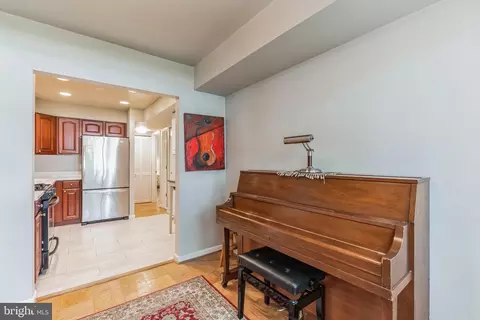 Entry Way - 9824 Georgia Ave #18-101, Silver Spring, MD 20902 photo 1 of 2