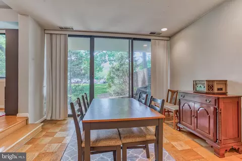 Dining - 9824 Georgia Ave #18-101, Silver Spring, MD 20902 photo 1 of 5