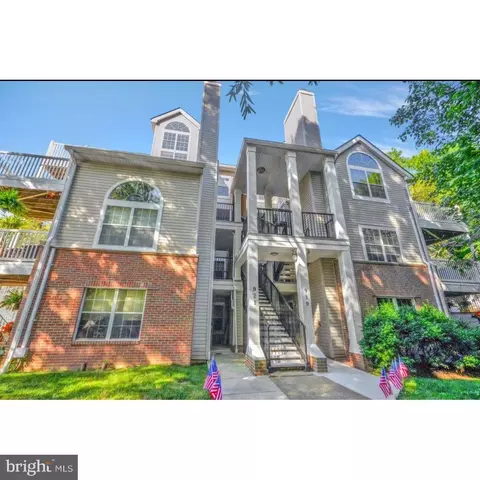 921 Hillside Lake Ter #306, Gaithersburg, MD 20878