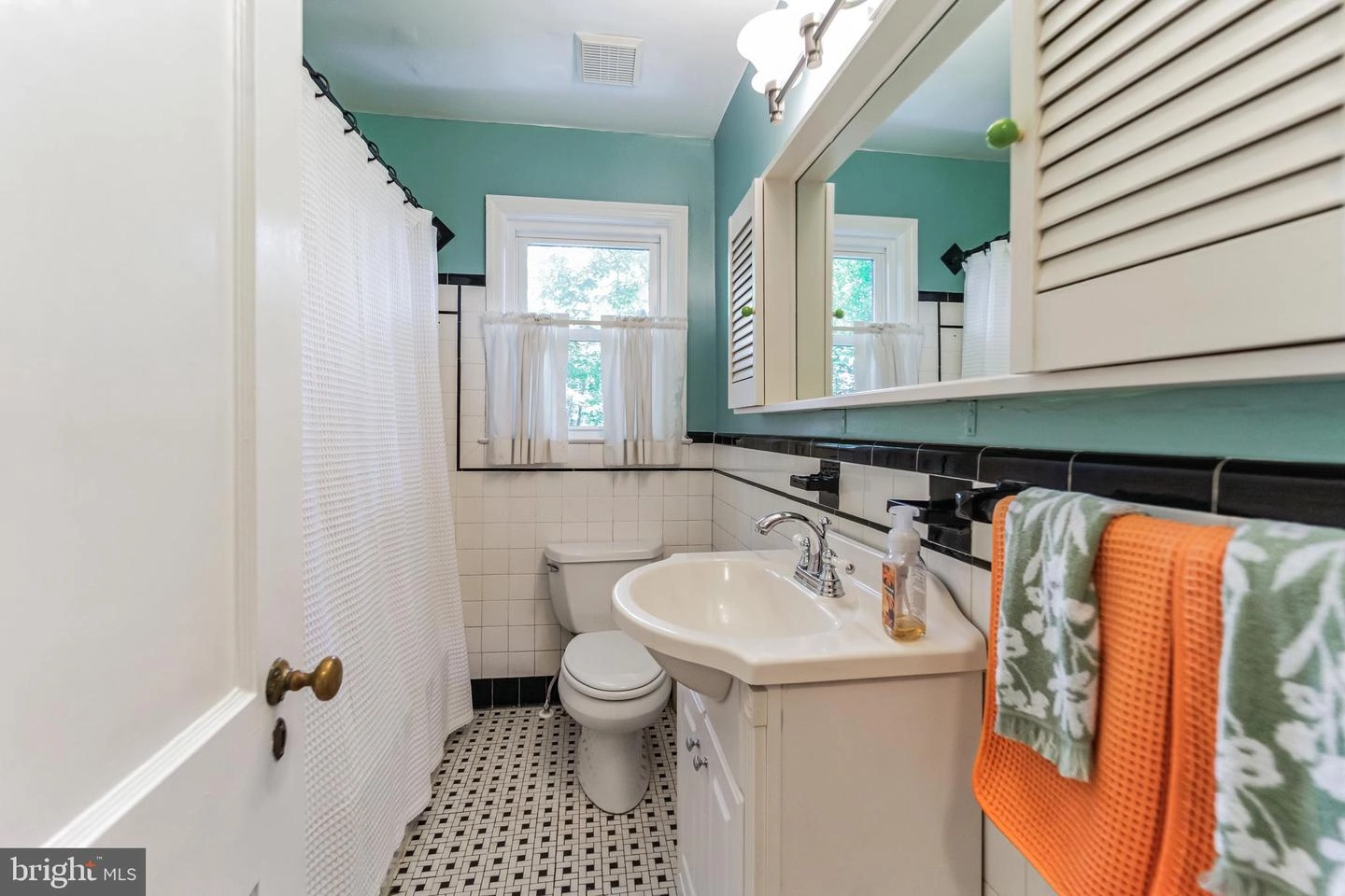 8907 Sudbury Rd, Silver Spring, MD 20901 photo 11