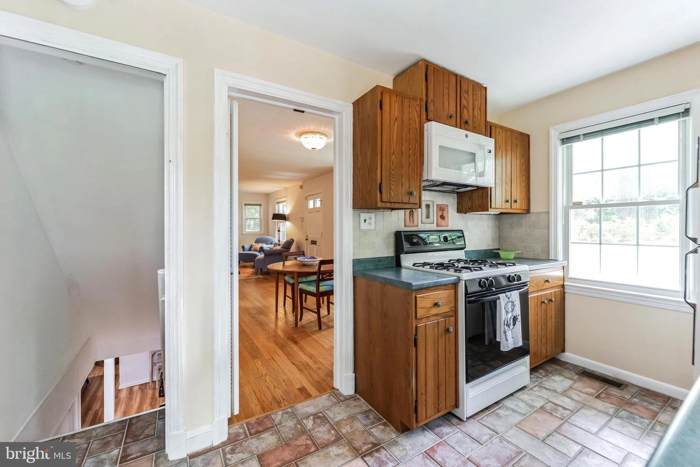 8907 Sudbury Rd, Silver Spring, MD 20901 photo 13
