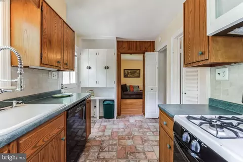 8907 Sudbury Rd, Silver Spring, MD 20901 photo 12