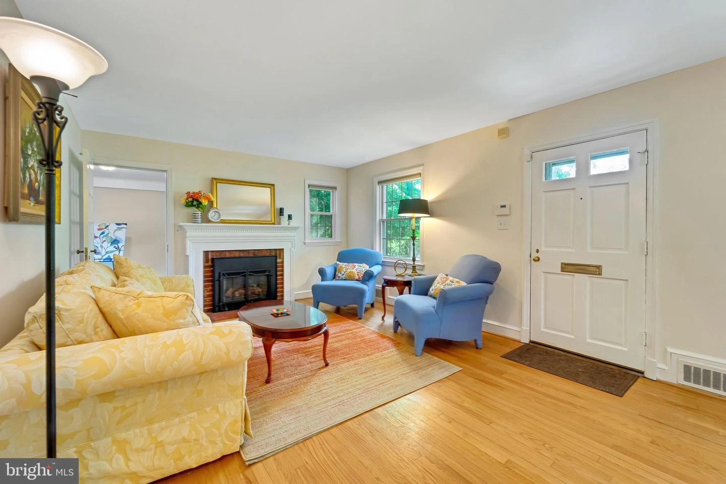 8907 Sudbury Rd, Silver Spring, MD 20901 photo 2