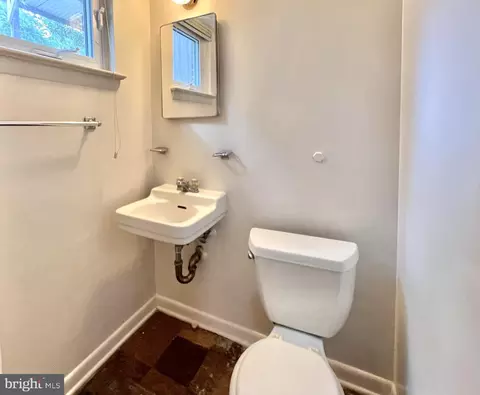 814 Gregorio Dr, Silver Spring, MD 20901 photo 20