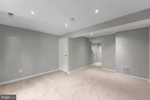 3702 Castle Ter #128, Silver Spring, MD 20904 photo 24
