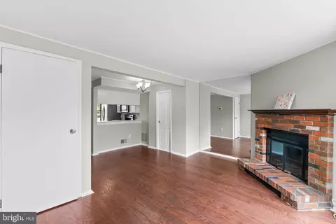 3702 Castle Ter #128, Silver Spring, MD 20904 photo 9