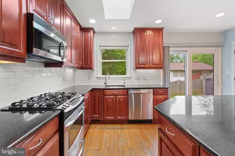 2015 Lansdowne Way, Silver Spring, MD 20910 photo 17