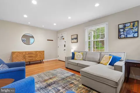 2015 Lansdowne Way, Silver Spring, MD 20910 photo 6