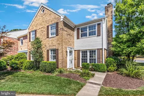566 Azalea Dr #41-566, Rockville, MD 20850