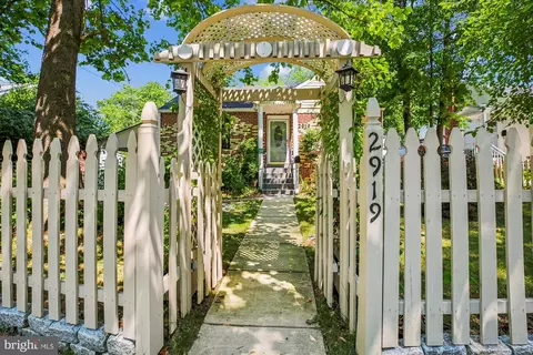 2919 Parker Ave, Silver Spring, MD 20902 photo 2