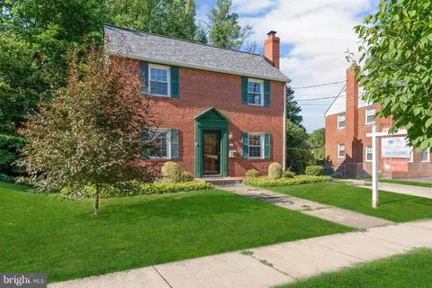 1806 Cody Dr, Silver Spring, MD 20902 photo 3