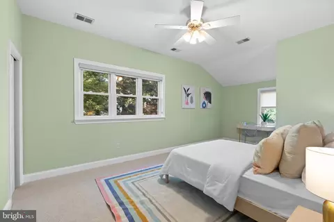 1806 Cody Dr, Silver Spring, MD 20902 photo 17