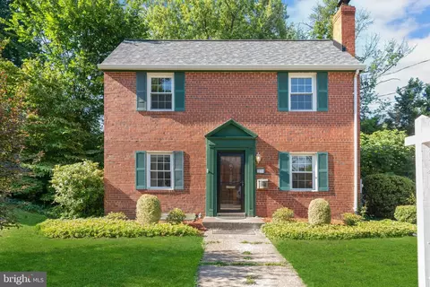 1806 Cody Dr, Silver Spring, MD 20902