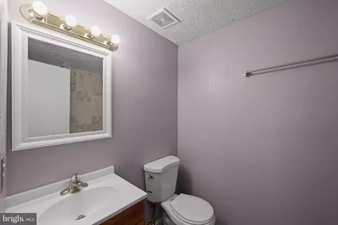 11459 Encore Dr, Silver Spring, MD 20901 photo 26
