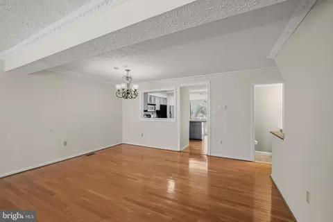11459 Encore Dr, Silver Spring, MD 20901 photo 5