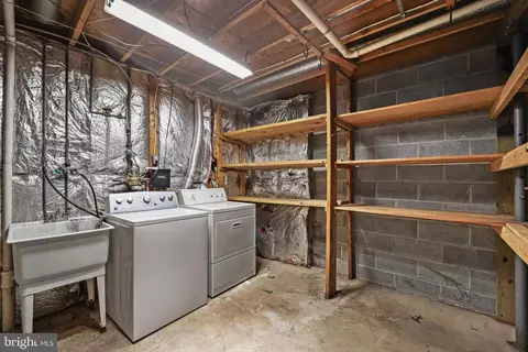 11459 Encore Dr, Silver Spring, MD 20901 photo 30