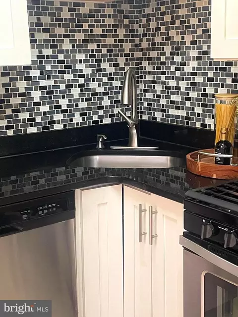 12120 Centerhill St, Silver Spring, MD 20902 photo 19
